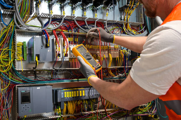 Best Local Electrician Companies  in Overland, MO